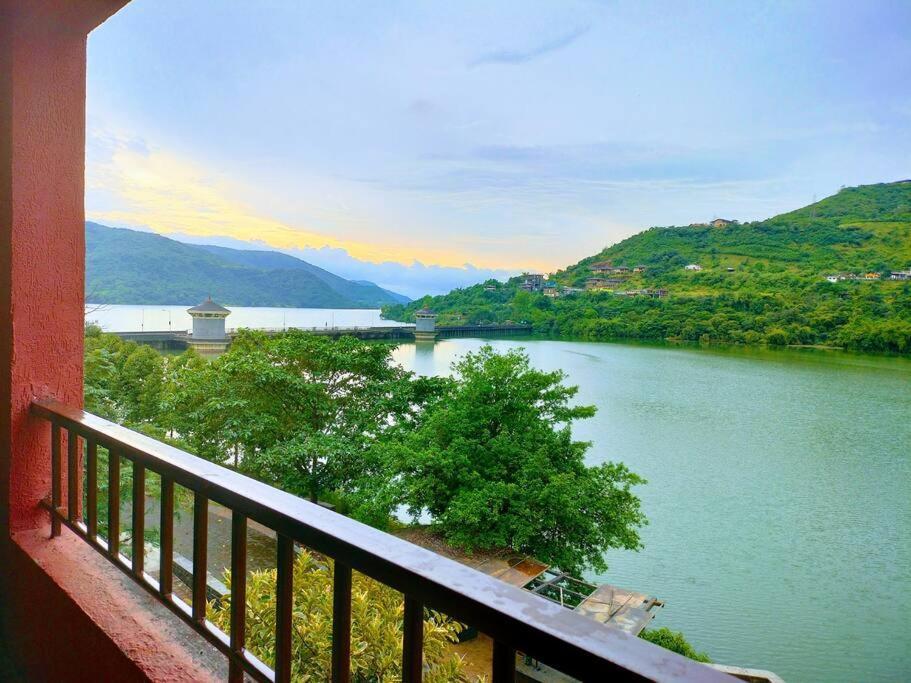 Portofino Διαμέρισμα Lavasa Εξωτερικό φωτογραφία